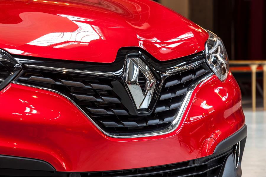 Детали экстерьера Renault Kadjar Hypnotic 2016 года  (фото 10 из 22)